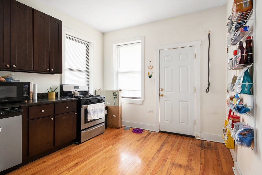 1716 N Campbell Avenue