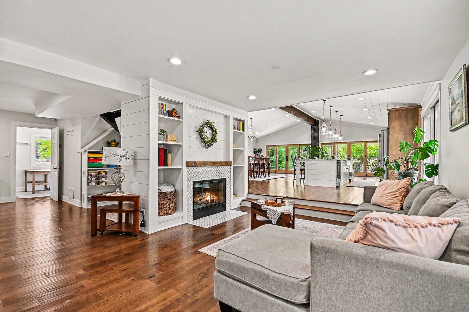 15218 W Pleasant Court