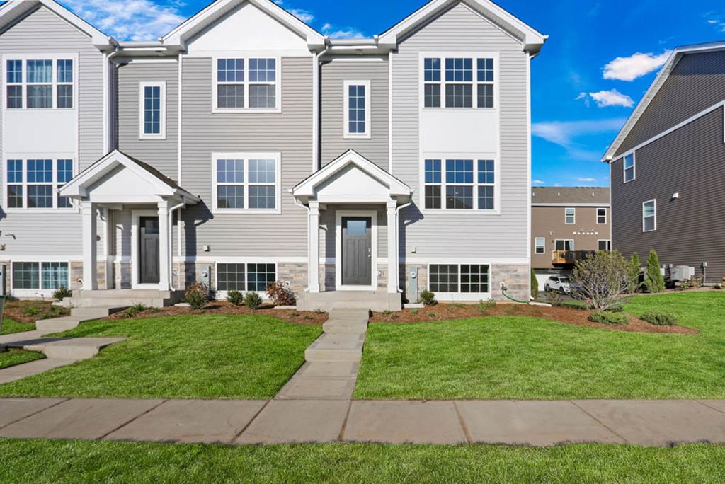 Photo for 1441 Oakfield Lane, Pingree Grove, IL 60140 (MLS # 12496154)
