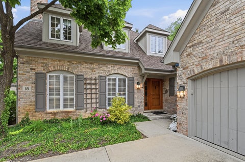 Tiny photo for 18 Tartan Ridge Road, Burr Ridge, IL 60527 (MLS # 12656666)
