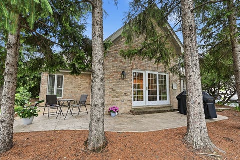 Tiny photo for 18 Tartan Ridge Road, Burr Ridge, IL 60527 (MLS # 12656666)