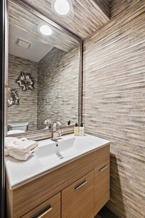Tiny photo for 18 Tartan Ridge Road, Burr Ridge, IL 60527 (MLS # 12656666)