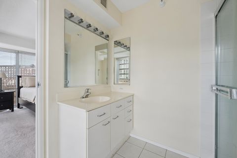 Tiny photo for 1720 Maple Street #680, Evanston, IL 60201 (MLS # 12604732)