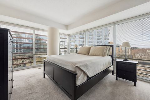 Tiny photo for 1720 Maple Street #680, Evanston, IL 60201 (MLS # 12604732)