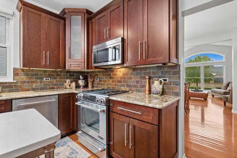Tiny photo for 1942 Westridge Boulevard, Bartlett, IL 60103 (MLS # 12775636)
