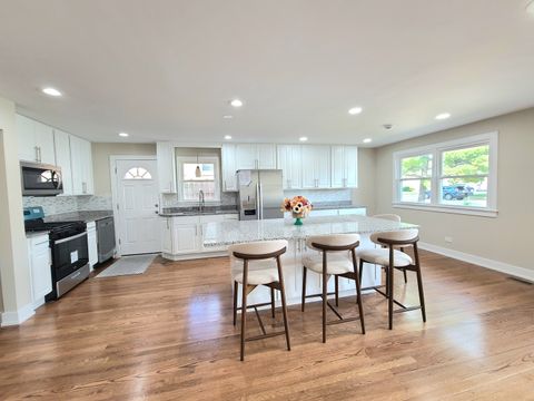 Tiny photo for 6437 W 82nd Street, Burbank, IL 60459 (MLS # 12512583)