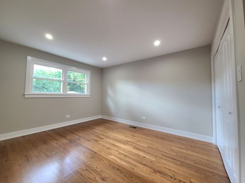 Tiny photo for 6437 W 82nd Street, Burbank, IL 60459 (MLS # 12512583)