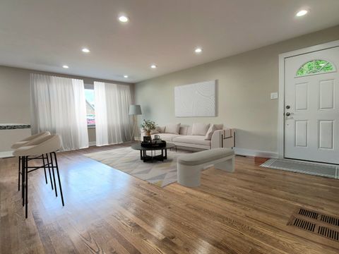 Tiny photo for 6437 W 82nd Street, Burbank, IL 60459 (MLS # 12512583)