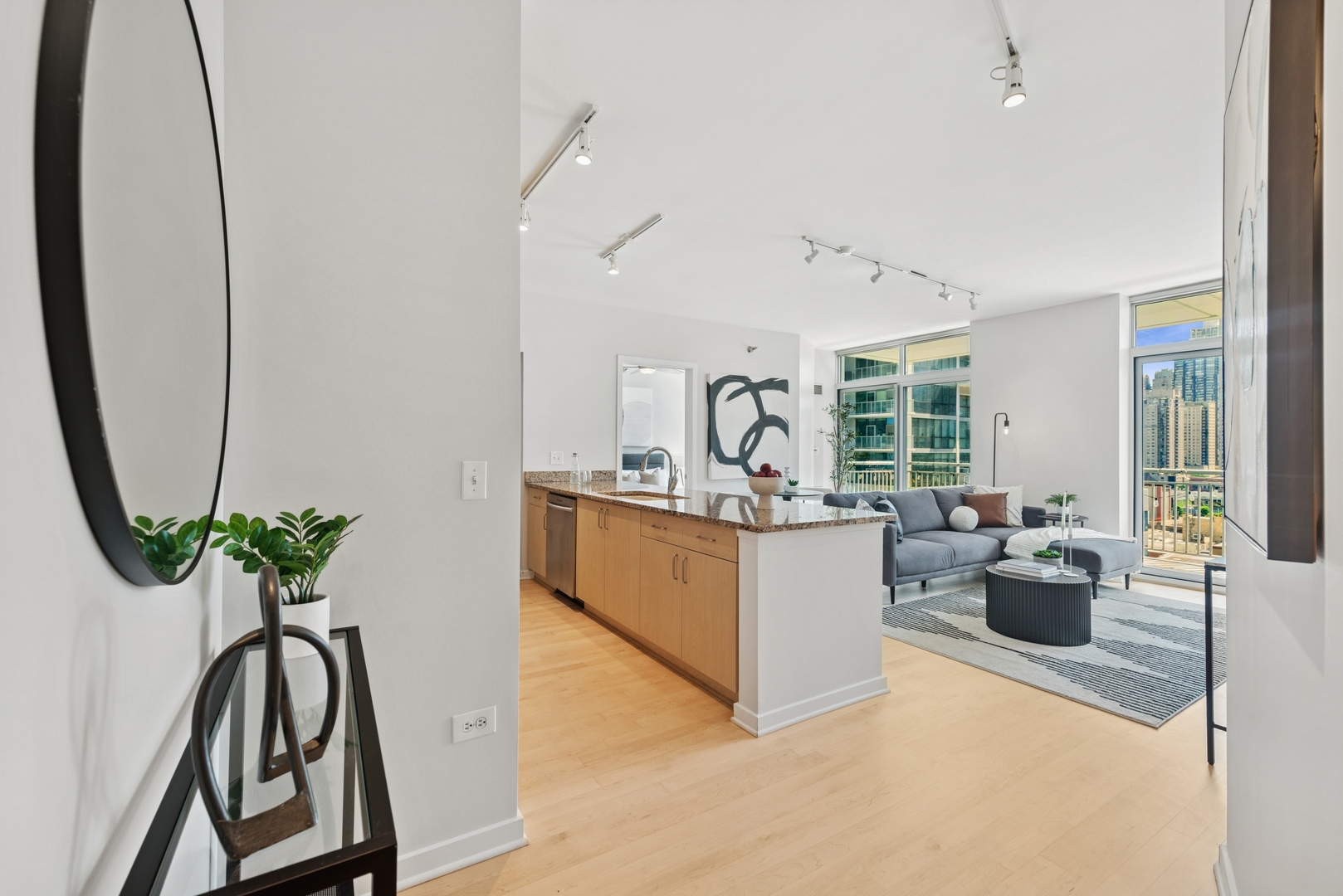 330 W Grand Avenue 1307