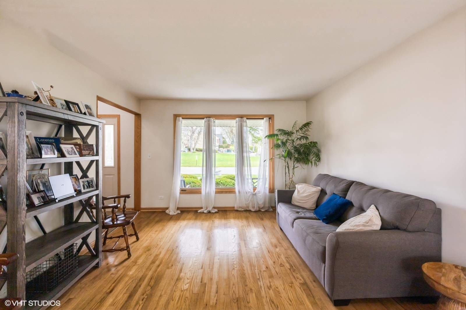 10401 Bloomfield Drive