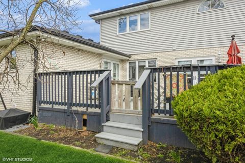 Tiny photo for 10401 Bloomfield Drive, Palos Park, IL 60464 (MLS # 12436290)