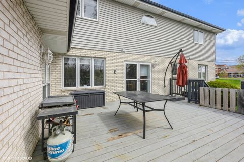 Tiny photo for 10401 Bloomfield Drive, Palos Park, IL 60464 (MLS # 12436290)