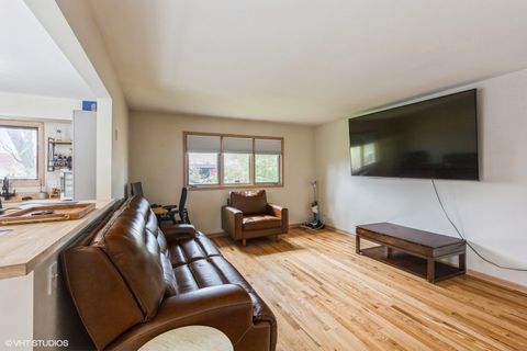 Tiny photo for 10401 Bloomfield Drive, Palos Park, IL 60464 (MLS # 12436290)