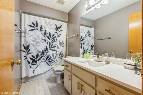 Tiny photo for 10401 Bloomfield Drive, Palos Park, IL 60464 (MLS # 12436290)