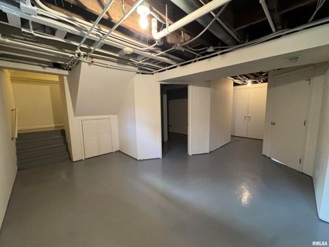 Tiny photo for 2125 EASTERN Avenue, Davenport, IA 52803 (MLS # QC4269473)