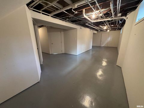 Tiny photo for 2125 EASTERN Avenue, Davenport, IA 52803 (MLS # QC4269473)