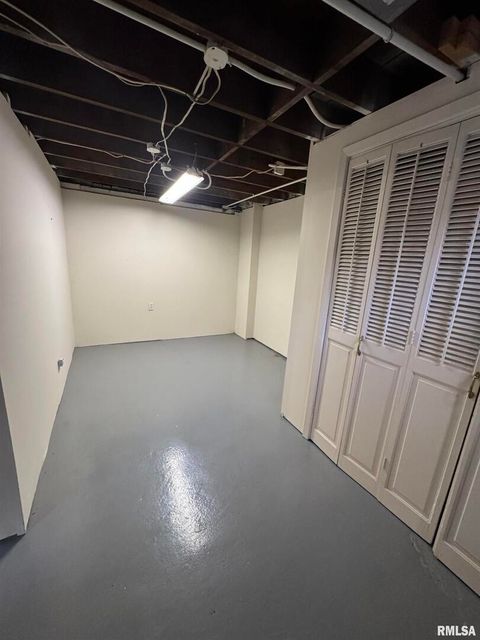 Tiny photo for 2125 EASTERN Avenue, Davenport, IA 52803 (MLS # QC4269473)