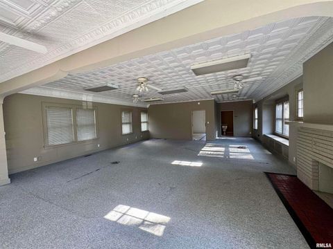 Tiny photo for 2125 EASTERN Avenue, Davenport, IA 52803 (MLS # QC4269473)