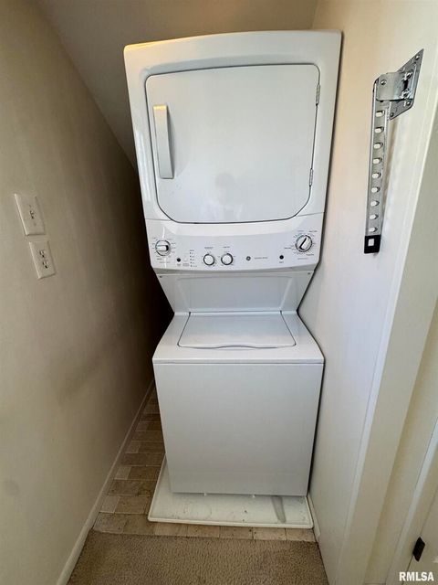 Tiny photo for 2125 EASTERN Avenue, Davenport, IA 52803 (MLS # QC4269473)