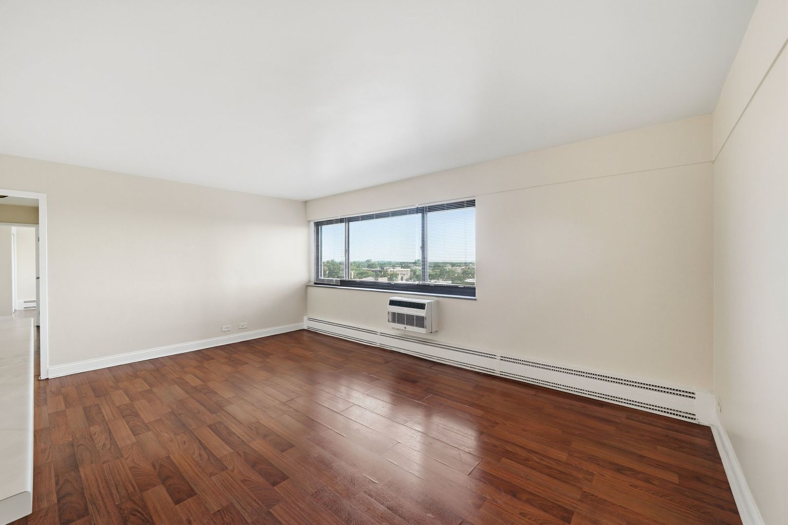 7337 S South Shore Drive 1030
