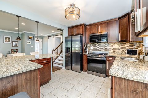 Tiny photo for 449 Geneva Road, Glen Ellyn, IL 60137 (MLS # 12517845)