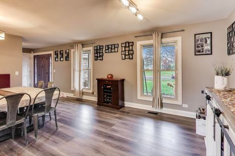 Tiny photo for 239 Nita Lane, Libertyville, IL 60048 (MLS # 12520292)