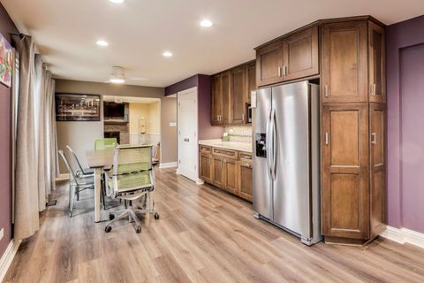 Tiny photo for 239 Nita Lane, Libertyville, IL 60048 (MLS # 12520292)