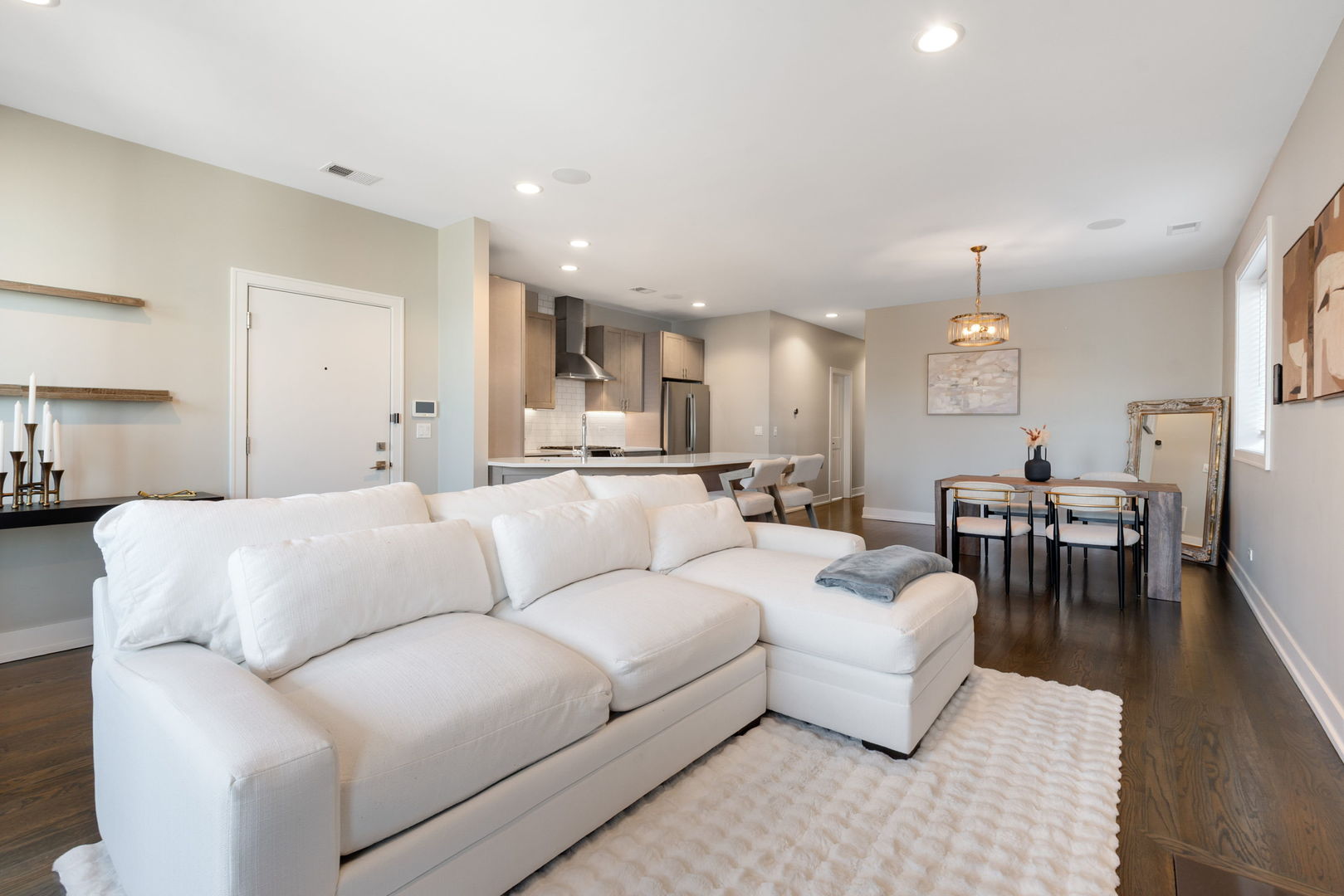 3140 N Elston Avenue 2N