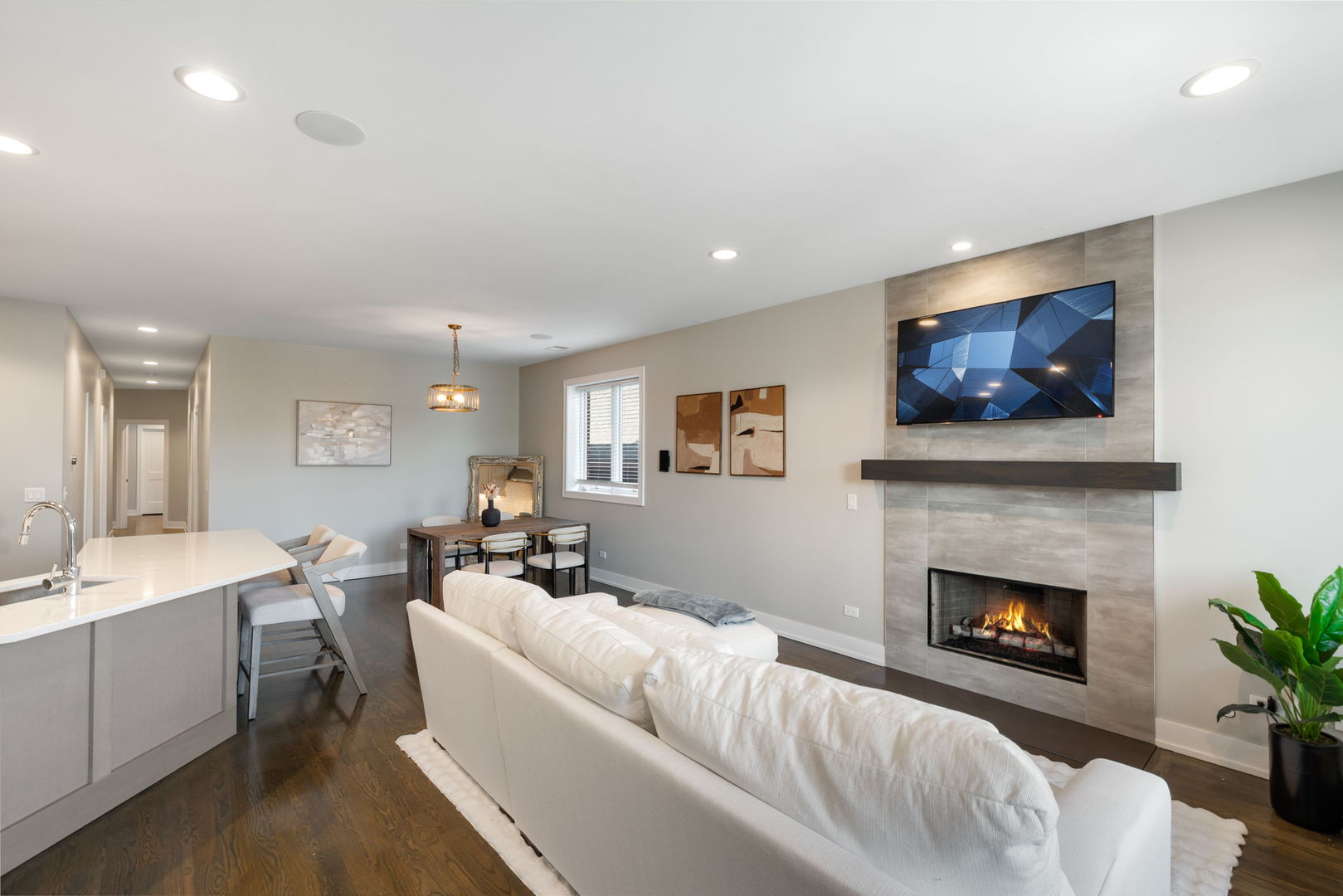 3140 N Elston Avenue 2N