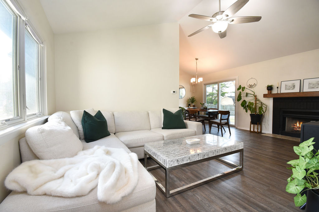 1406 River Oak Drive