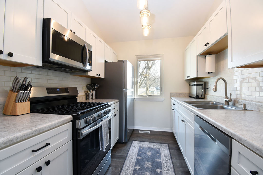 1406 River Oak Drive