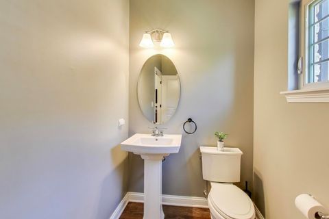 Tiny photo for 662 Parkside Court, Libertyville, IL 60048 (MLS # 12496794)