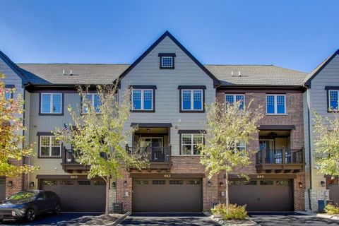 Tiny photo for 662 Parkside Court, Libertyville, IL 60048 (MLS # 12496794)