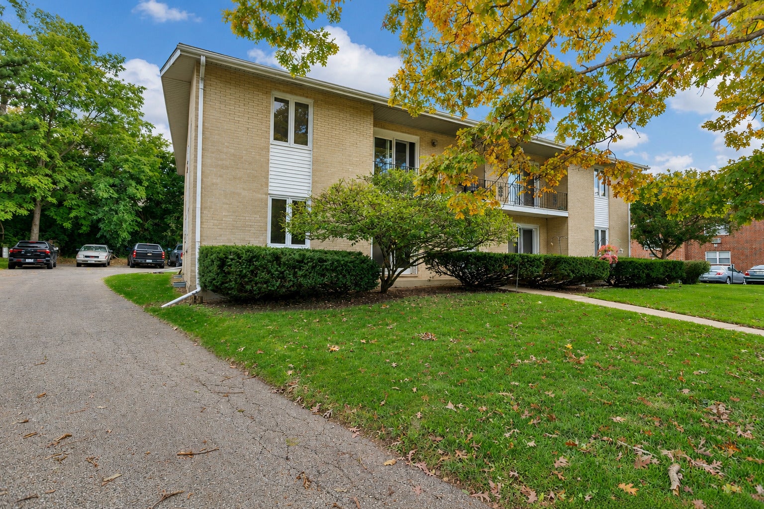 31 Green Oaks Drive B