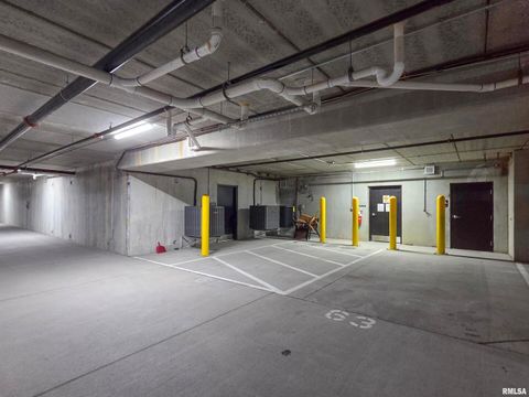 Tiny photo for 2592 MIDDLE Road, Bettendorf, IA 52722 (MLS # QC4269748)