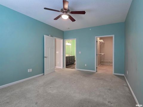 Tiny photo for 2592 MIDDLE Road, Bettendorf, IA 52722 (MLS # QC4269748)