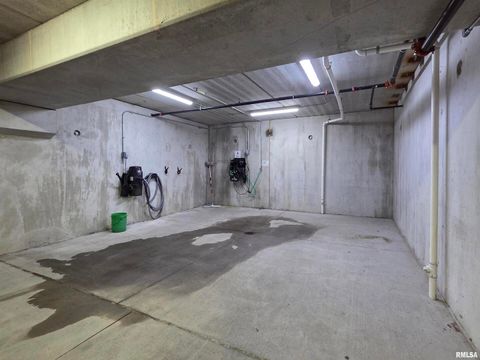 Tiny photo for 2592 MIDDLE Road, Bettendorf, IA 52722 (MLS # QC4269748)