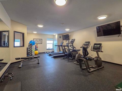 Tiny photo for 2592 MIDDLE Road, Bettendorf, IA 52722 (MLS # QC4269748)