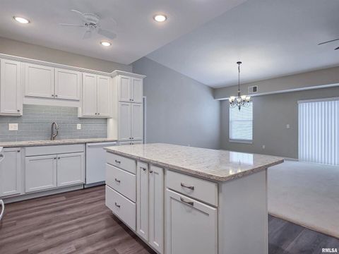 Tiny photo for 2592 MIDDLE Road, Bettendorf, IA 52722 (MLS # QC4269748)