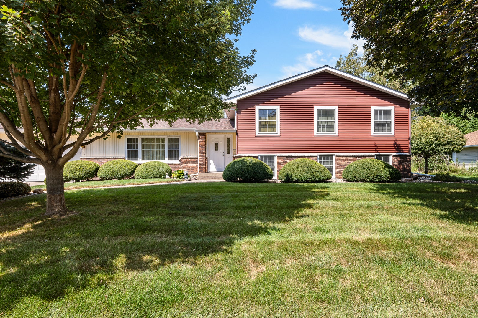 126 W 28th Avenue