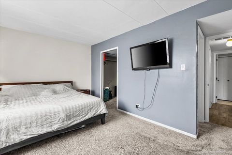 Tiny photo for 5202 Midlothian Turnpike #107, Crestwood, IL 60418 (MLS # 12597754)