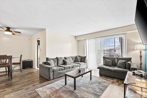 Tiny photo for 5202 Midlothian Turnpike #107, Crestwood, IL 60418 (MLS # 12597754)