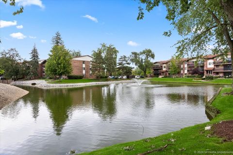 Tiny photo for 5202 Midlothian Turnpike #107, Crestwood, IL 60418 (MLS # 12597754)
