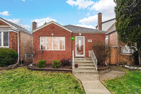 Photo of 5438 S SAYRE Avenue, Chicago, IL 60638 (MLS # 12586854)