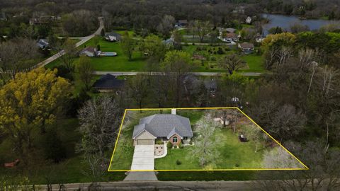Tiny photo for 307 Portage Lane, Dixon, IL 61021 (MLS # 12623888)