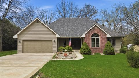 Photo of 307 Portage Lane, Dixon, IL 61021 (MLS # 12623888)