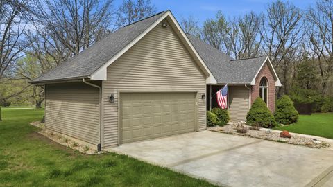 Tiny photo for 307 Portage Lane, Dixon, IL 61021 (MLS # 12623888)