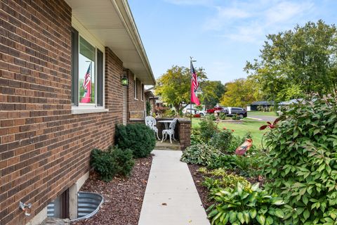 Tiny photo for 224 Dunkery Drive, Sycamore, IL 60178 (MLS # 12483833)