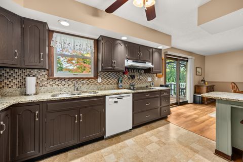 Tiny photo for 224 Dunkery Drive, Sycamore, IL 60178 (MLS # 12483833)