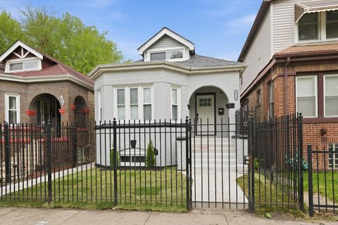 Tiny photo for 6824 S Wood Street, Chicago, IL 60636 (MLS # 12636190)